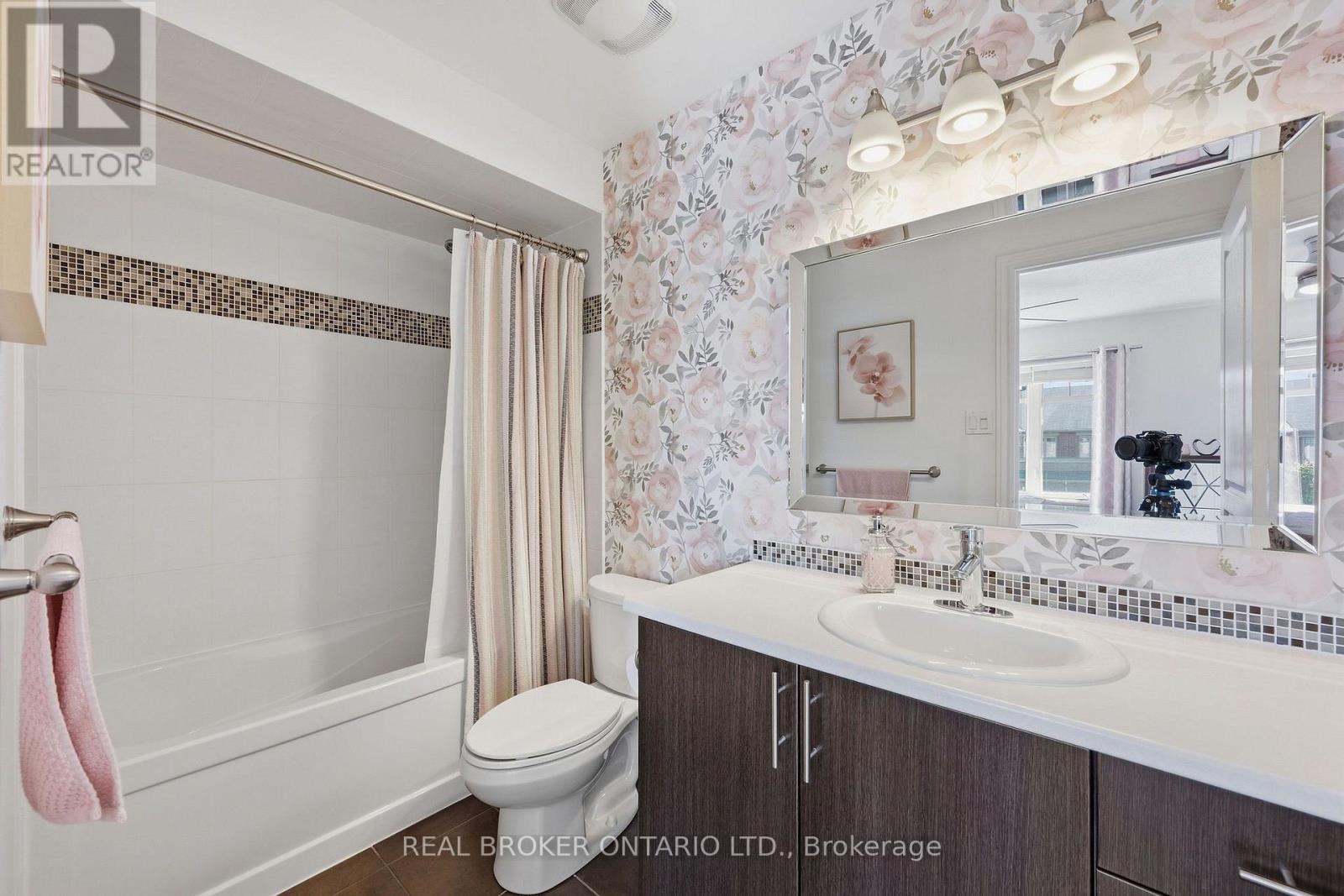 2221 Angelica Avenue Property Photo 26