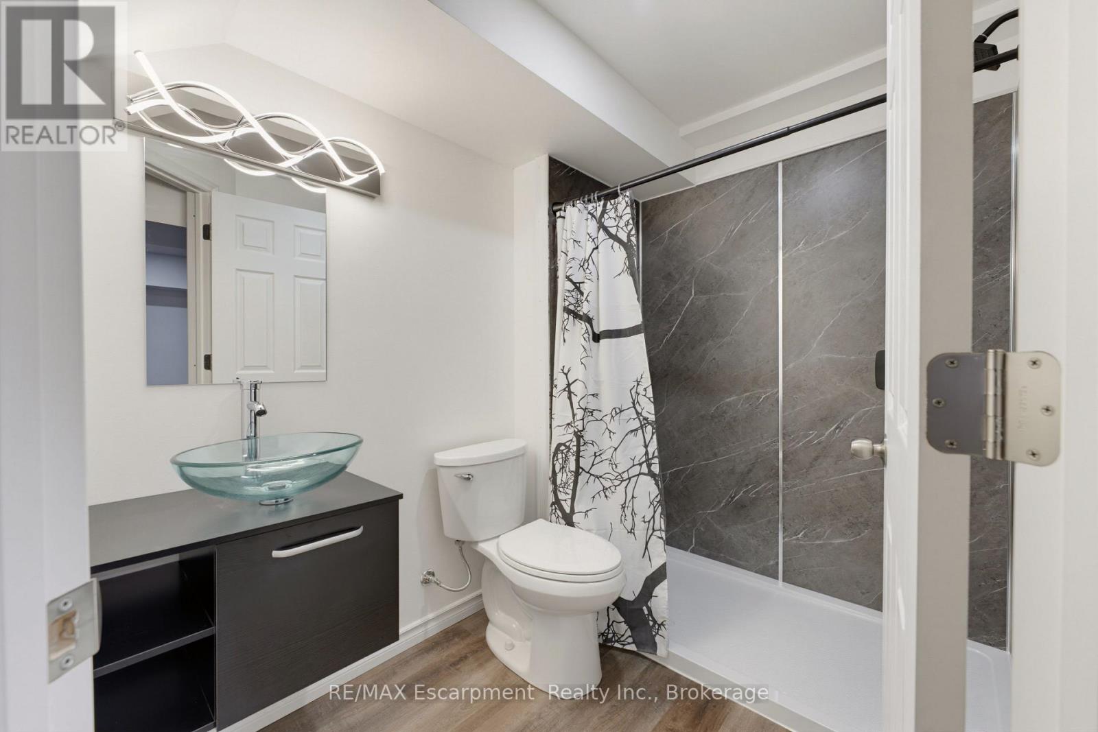 62 Potters Way Property Photo 26