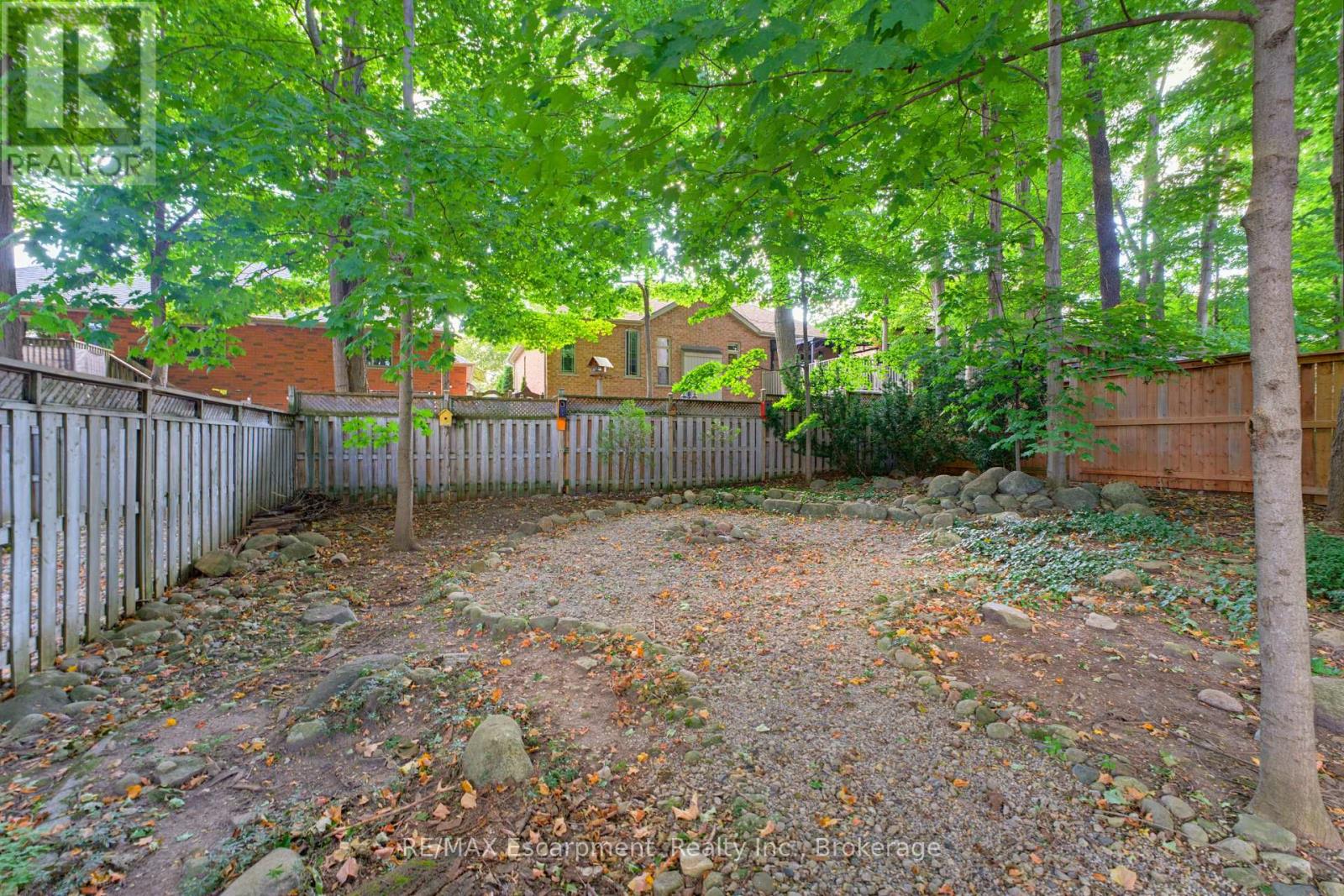 62 Potters Way Property Photo 30