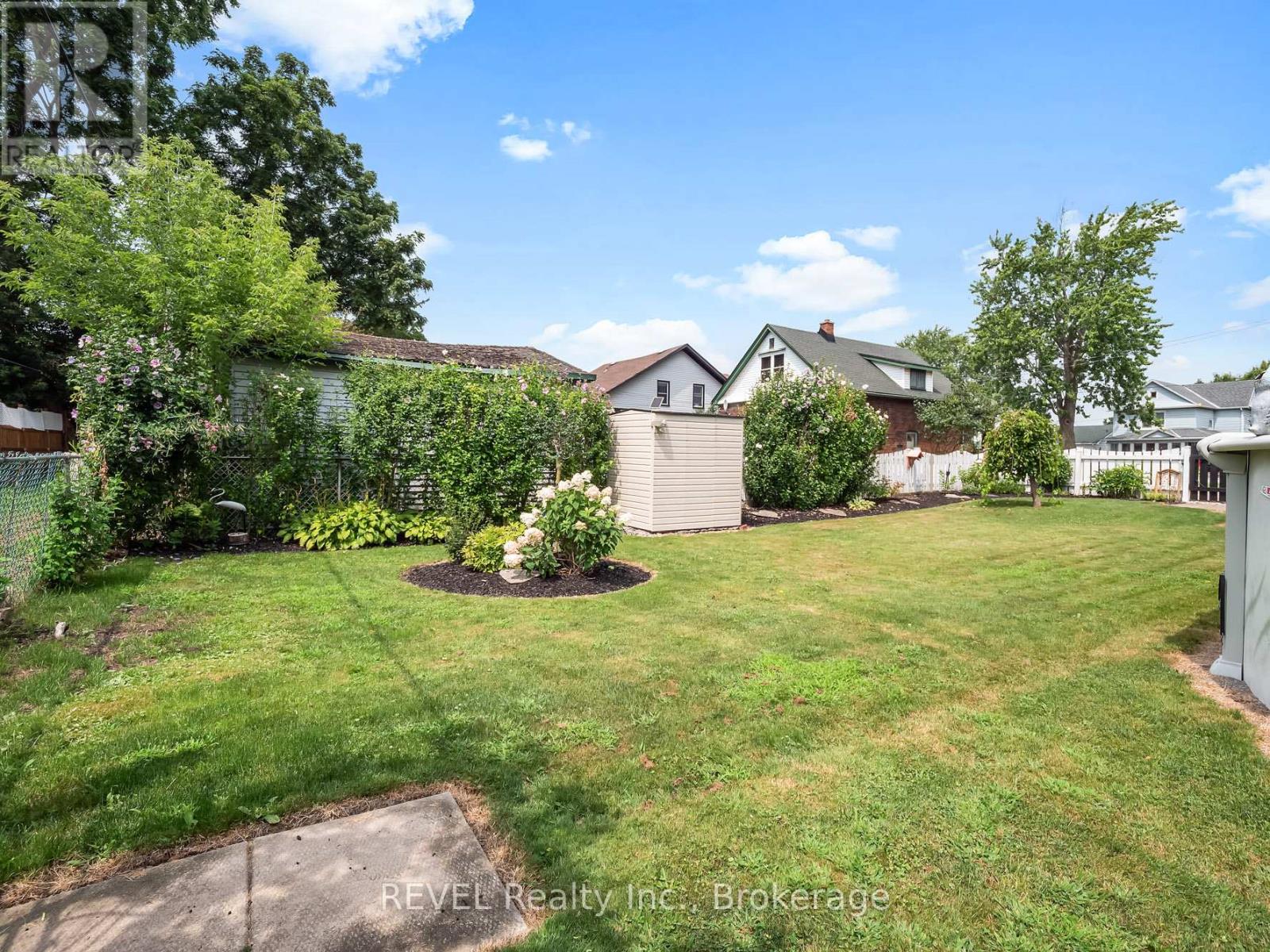 259 Dufferin Street Property Photo 18