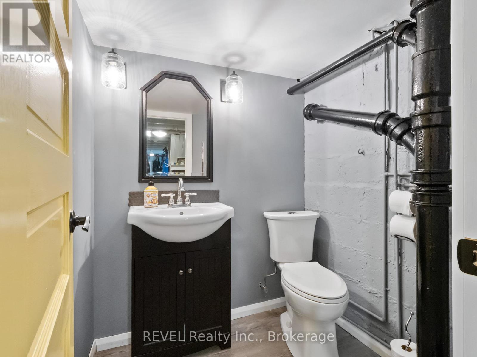 259 Dufferin Street Property Photo 20