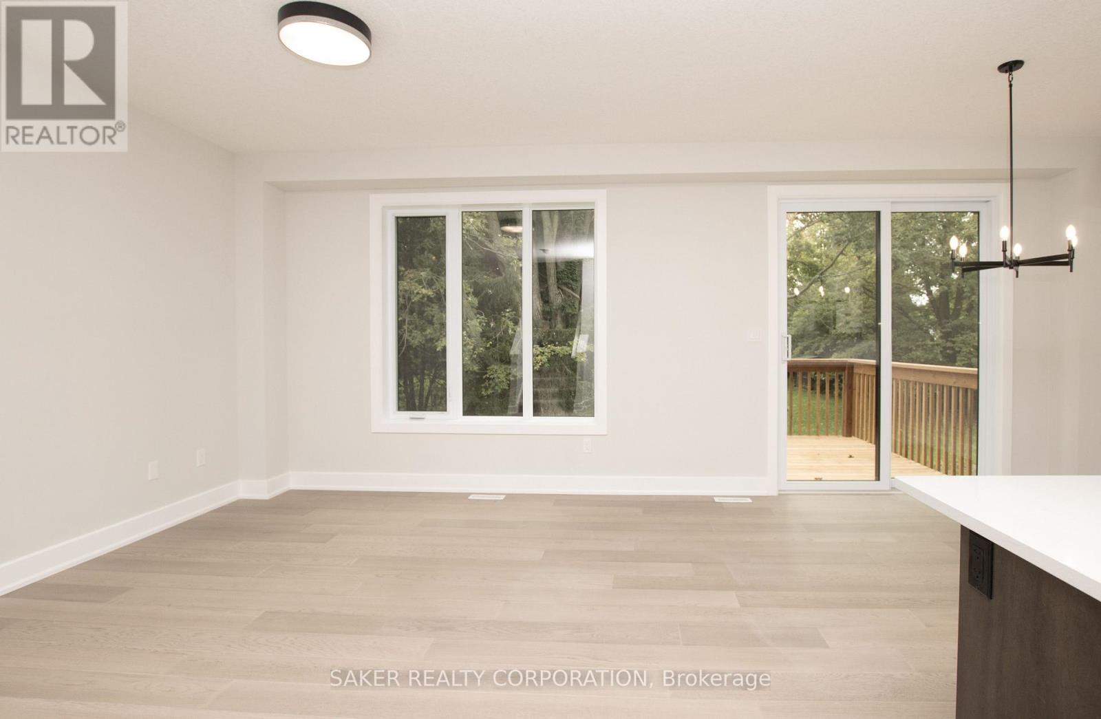 581 Regent Street Property Photo 14