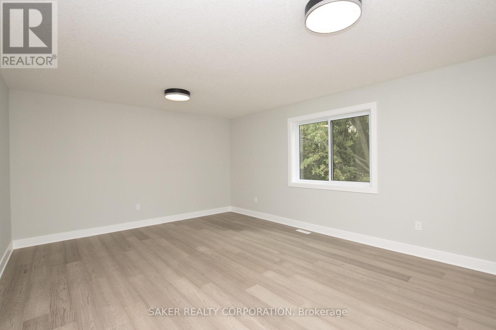 581 Regent Street Property Photo 21