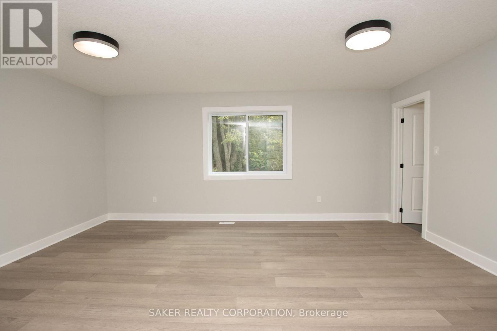 581 Regent Street Property Photo 26