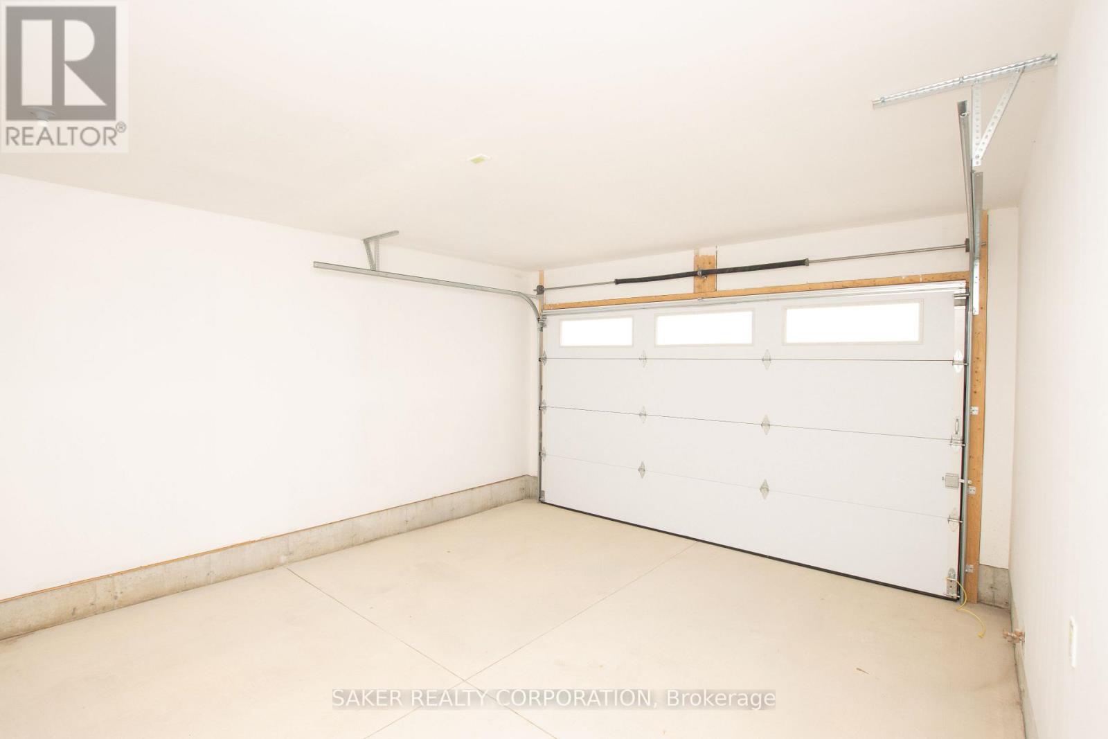 581 Regent Street Property Photo 33