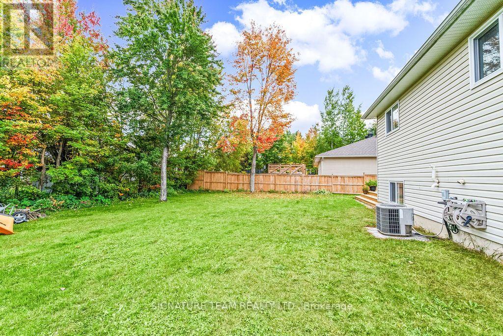 31 Cockcroft Crescent Property Photo 6