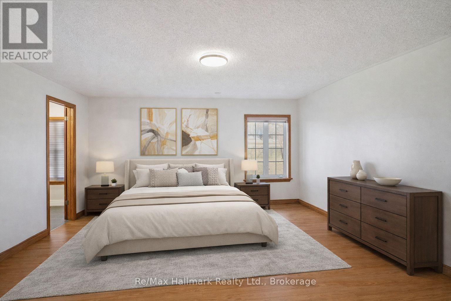 232 Eighth Road E Property Photo 22