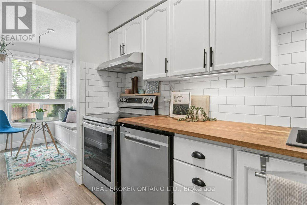 10 - 180 Highland Crescent Property Photo 8