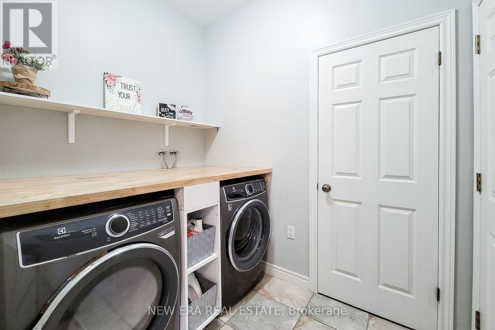 24 Carmichael Crescent Property Photo 33