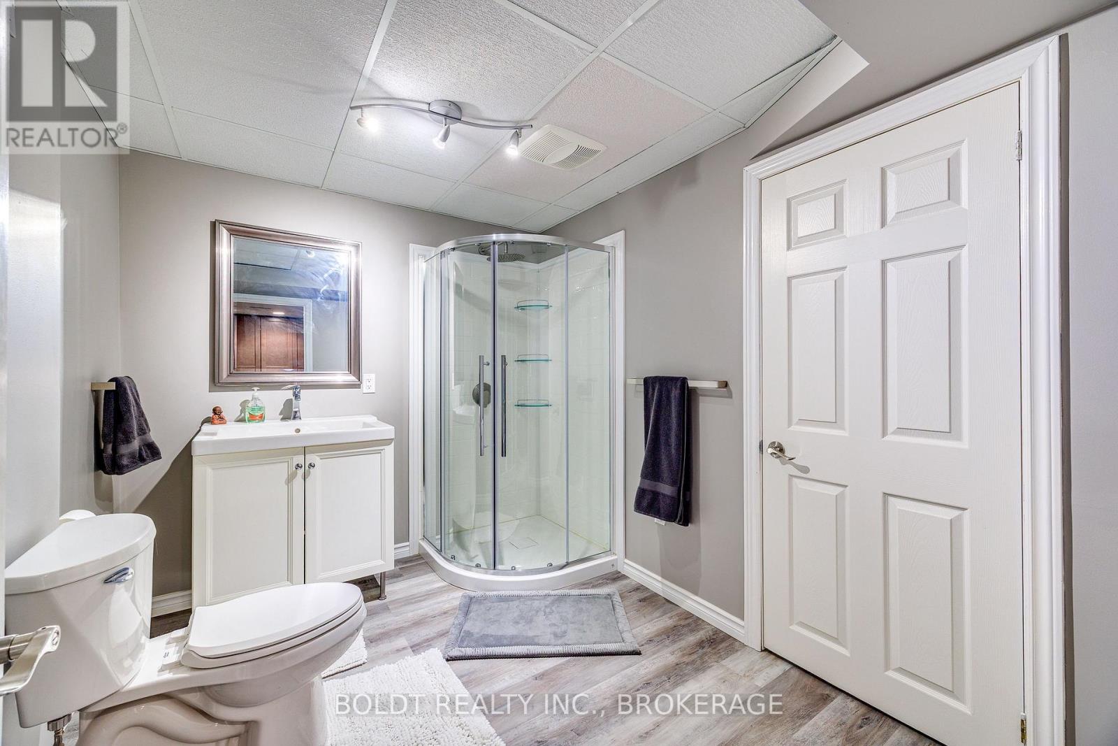 16 Westbury Drive Property Photo 19