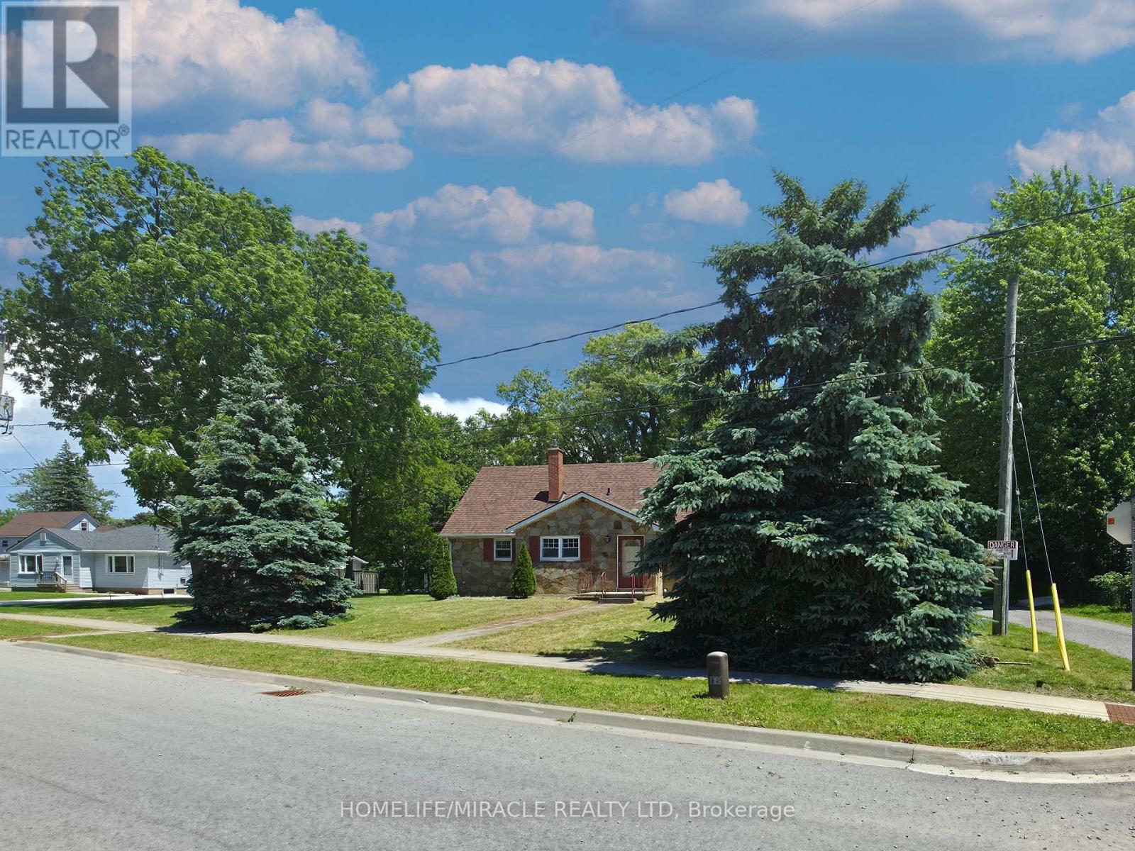 17 Goderich Street Property Photo 4