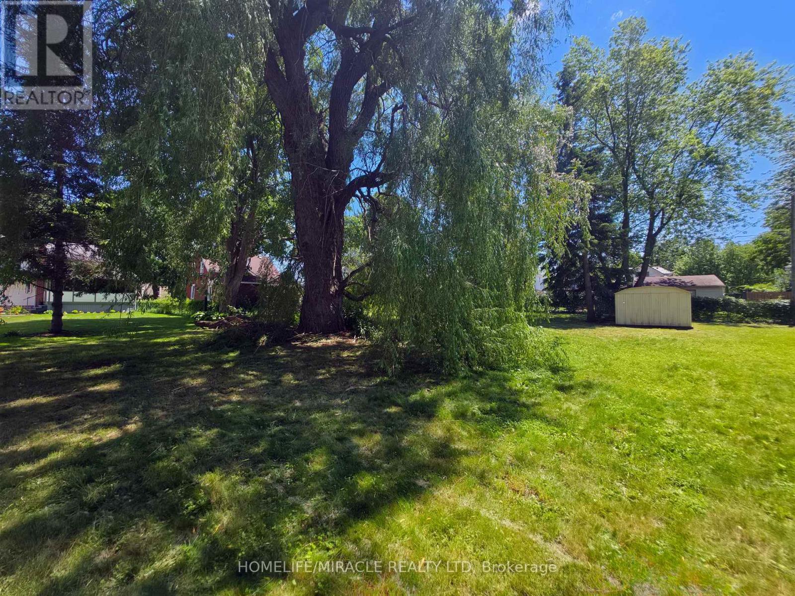 17 Goderich Street Property Photo 9