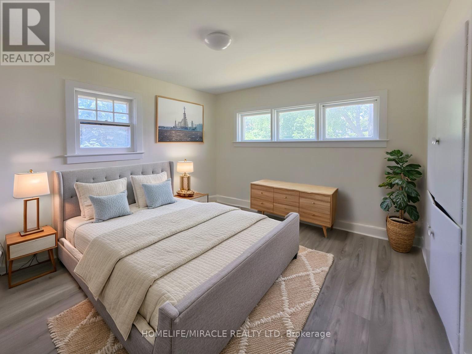 17 Goderich Street Property Photo 35