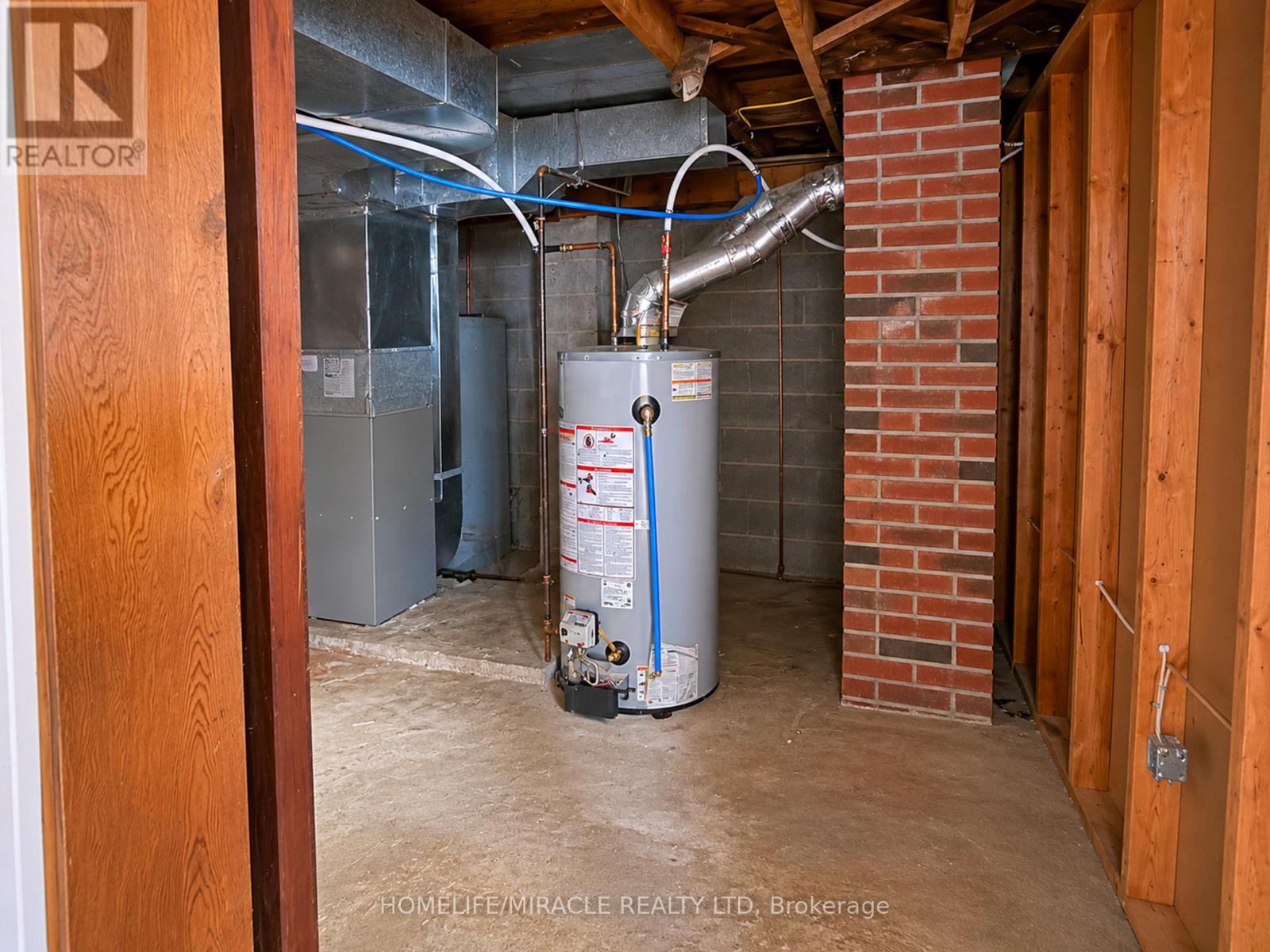 17 Goderich Street Property Photo 46