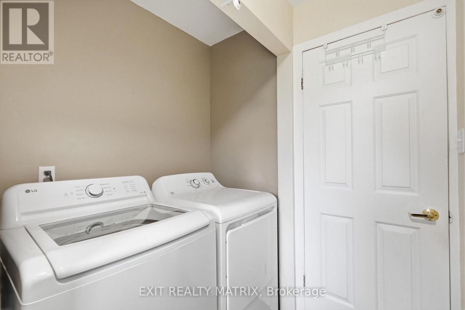 353 Nelson Street E Property Photo 18