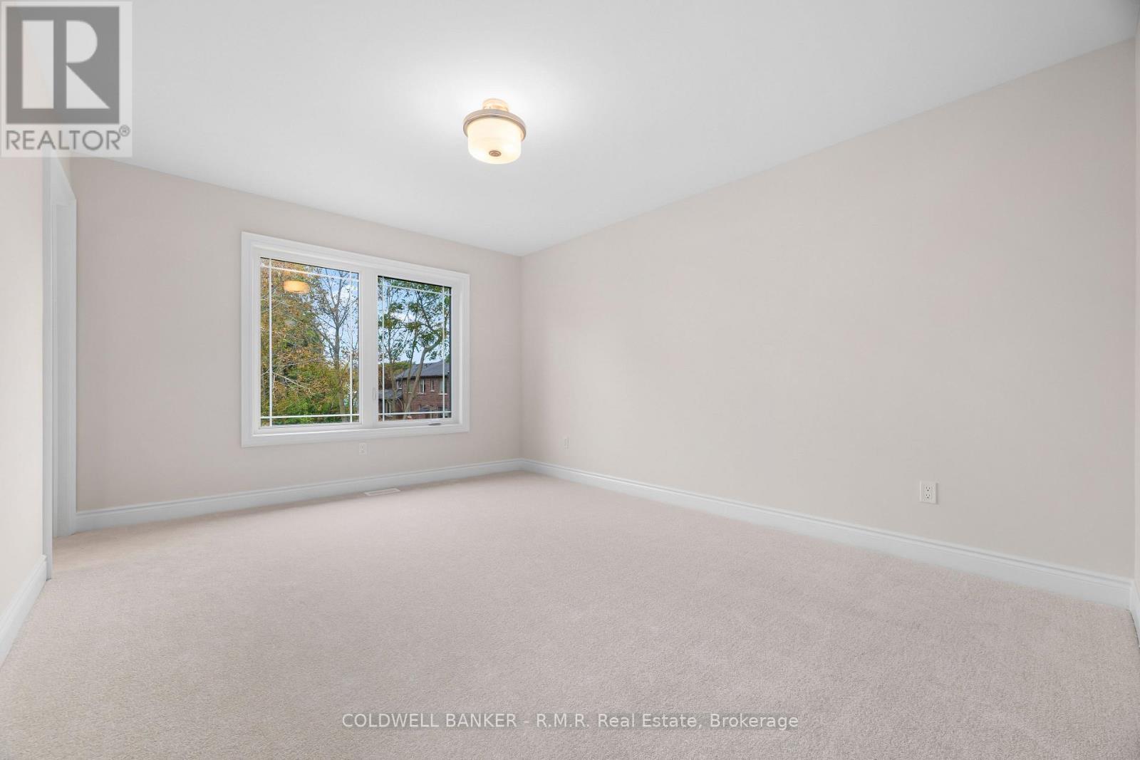 B - 434 Orchard Avenue S Property Photo 23