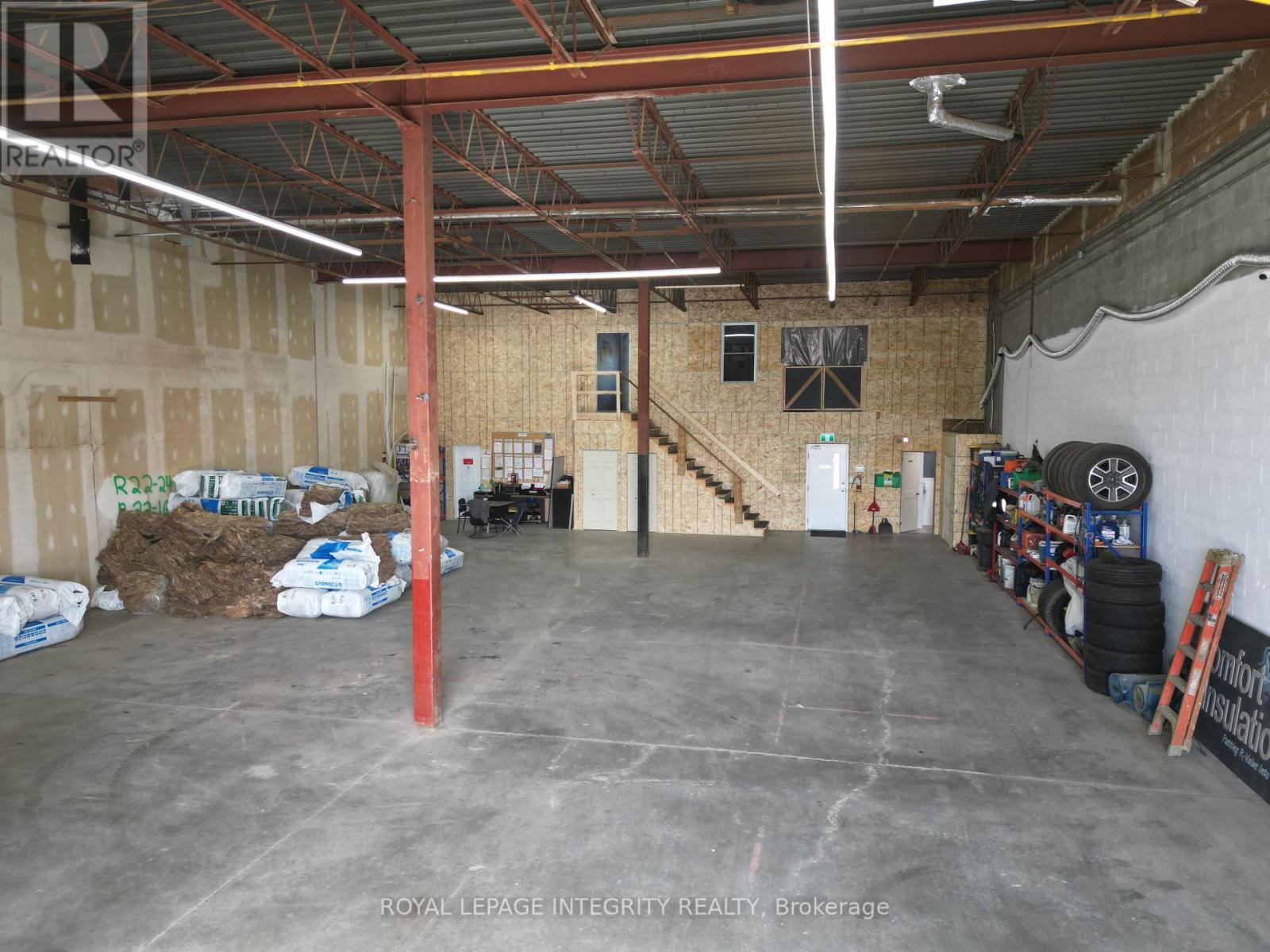 G-h - 60 Colonnade Road Property Photo 9