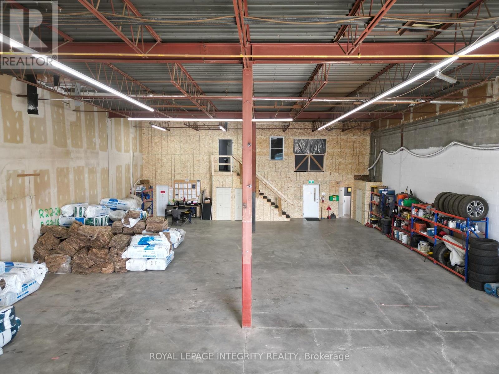 G-h - 60 Colonnade Road Property Photo 10