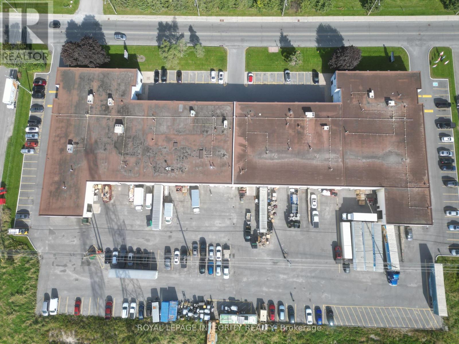 G-h - 60 Colonnade Road Property Photo 13