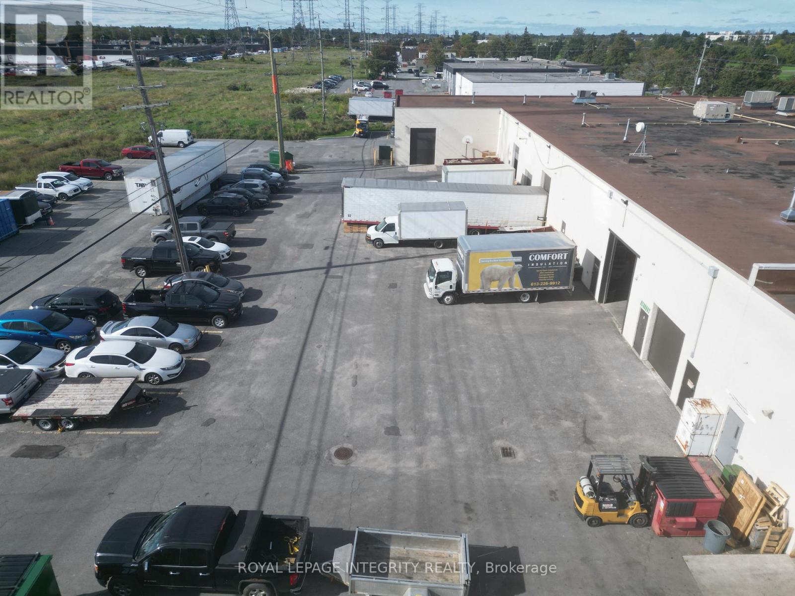 G-h - 60 Colonnade Road Property Photo 15