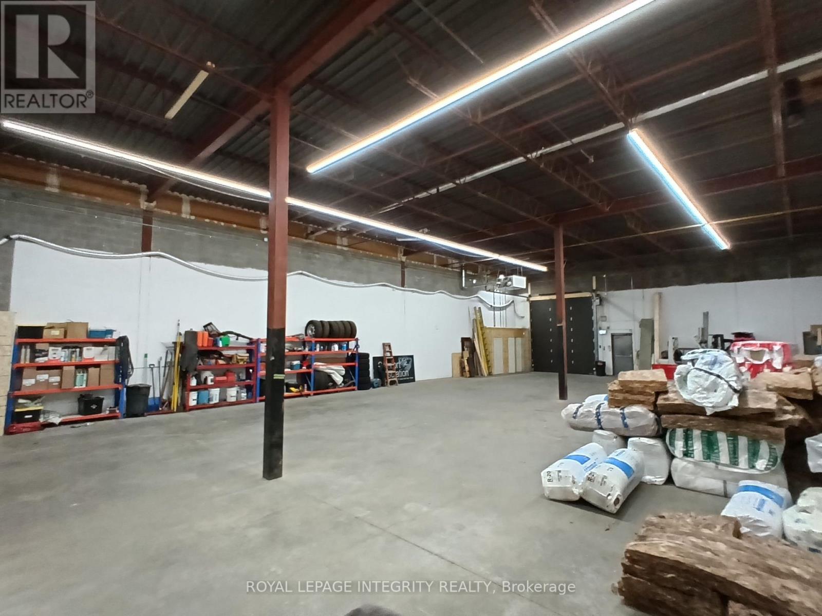 G-h - 60 Colonnade Road Property Photo 18
