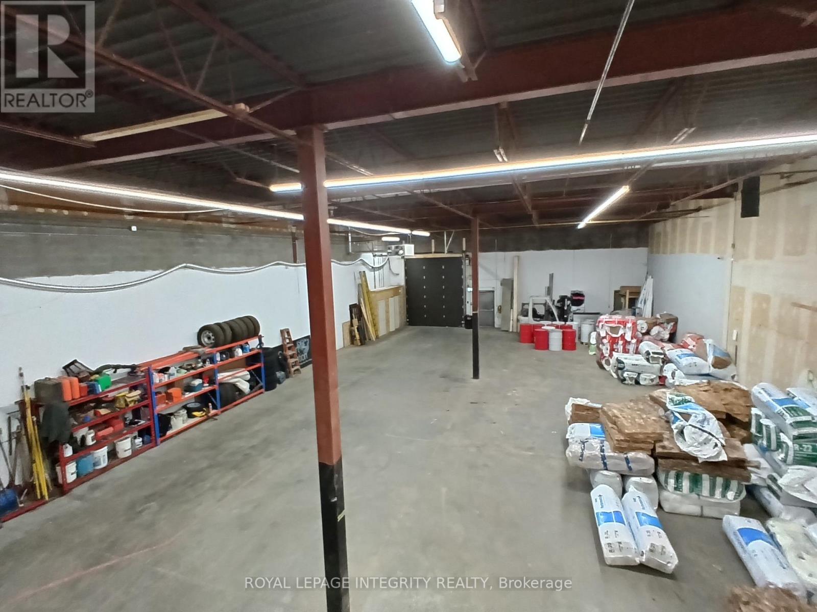 G-h - 60 Colonnade Road Property Photo 19