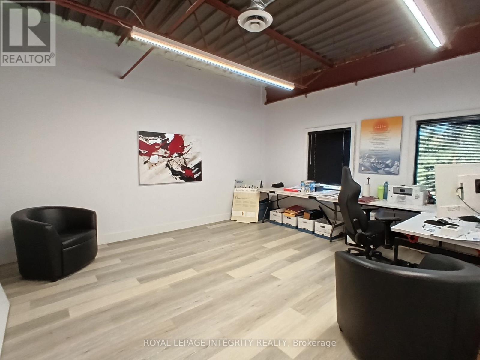 G-h - 60 Colonnade Road Property Photo 26