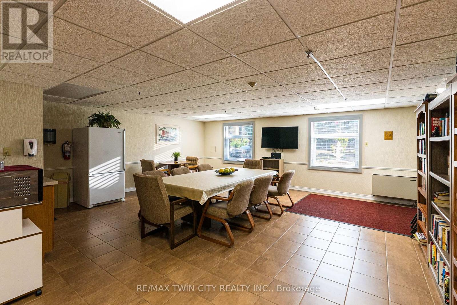 905 - 9 Bonheur Court Property Photo 29
