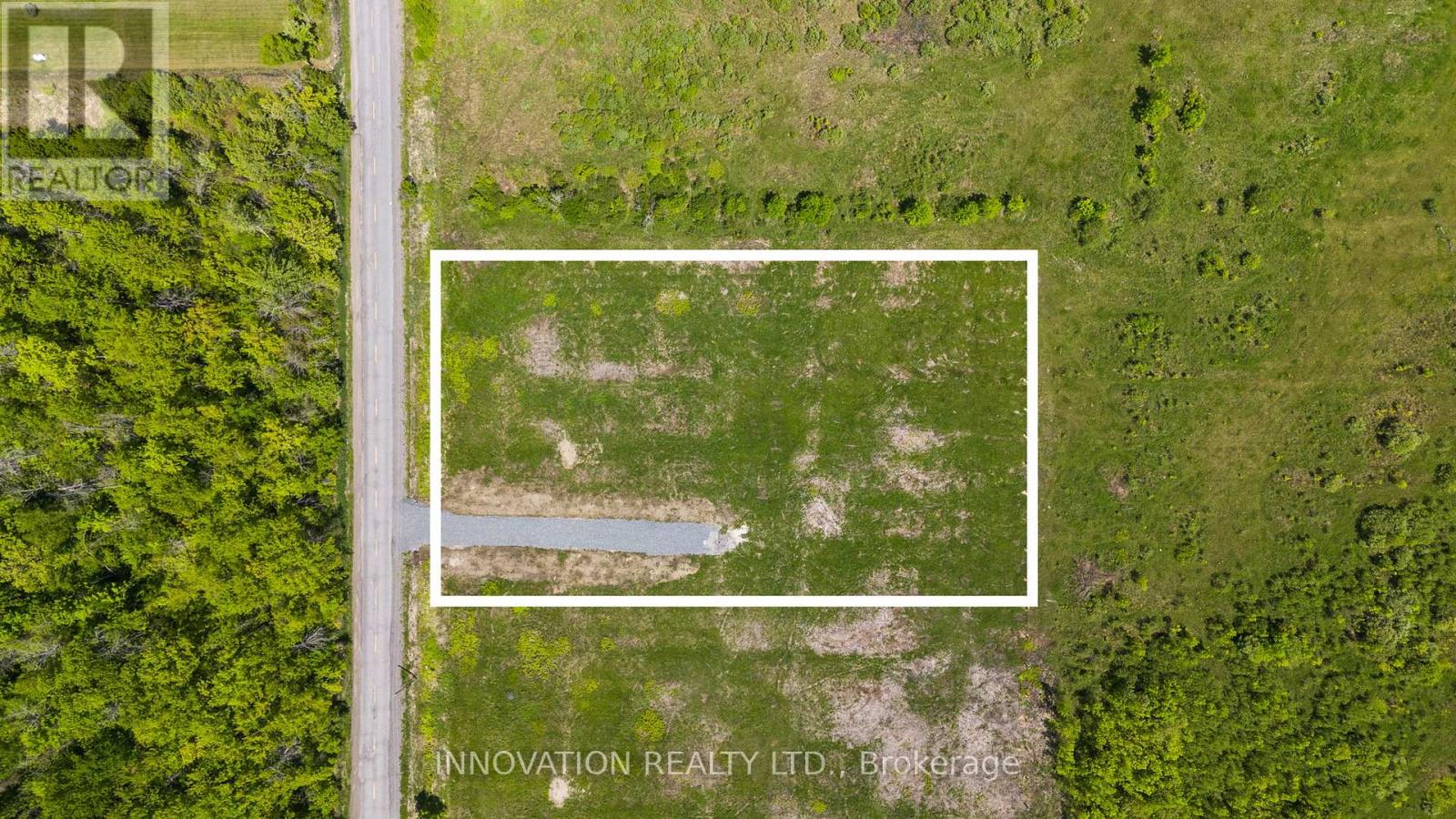7370 Jock Trail Road Property Photo 2