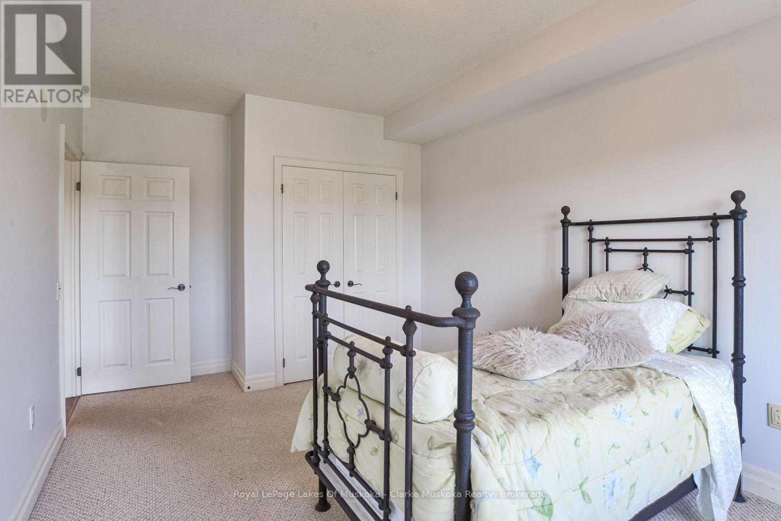 504 - 130 Steamship Bay Road Property Photo 11