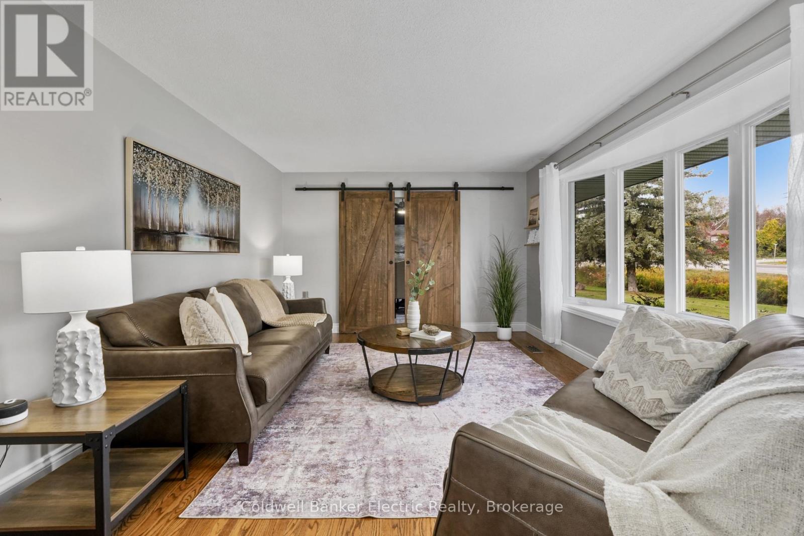 1305 Holden Road Property Photo 5