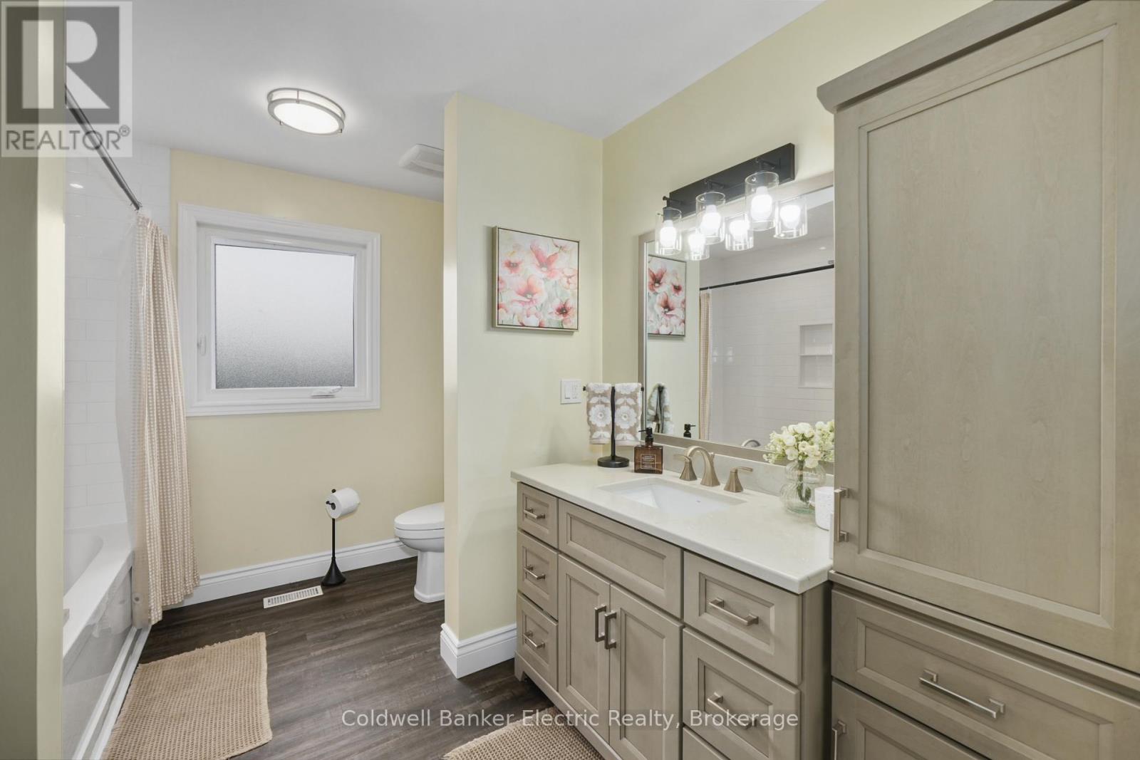 1305 Holden Road Property Photo 32