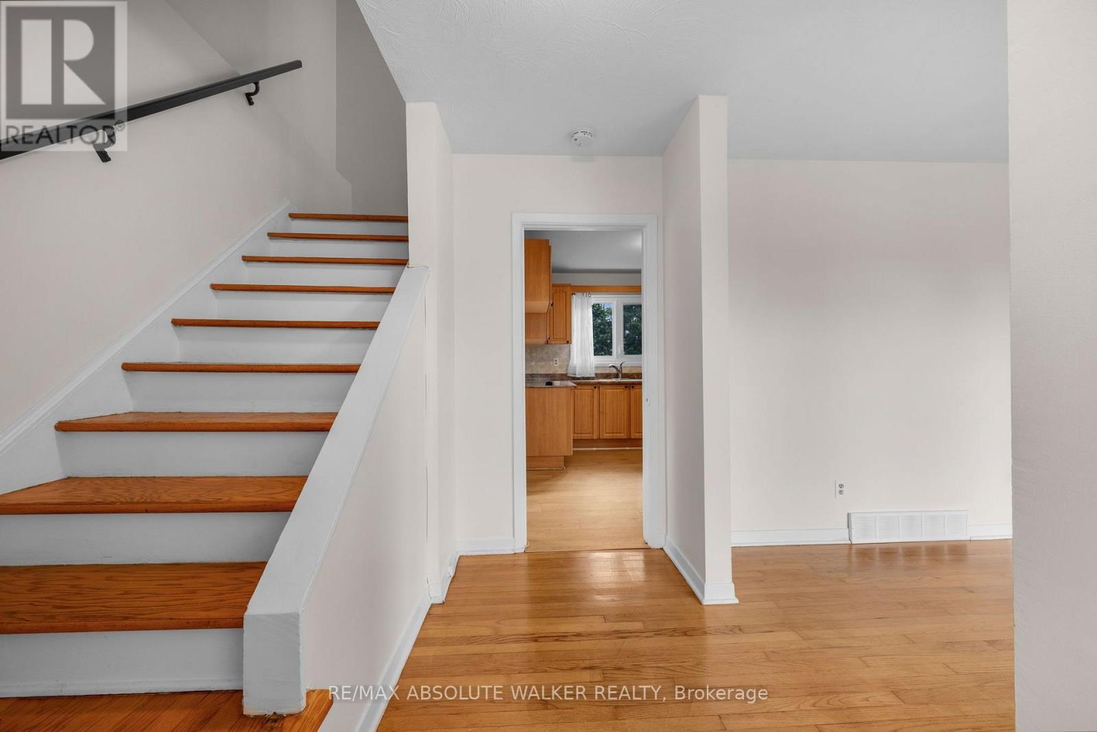 331 Britannia Road Property Photo 11