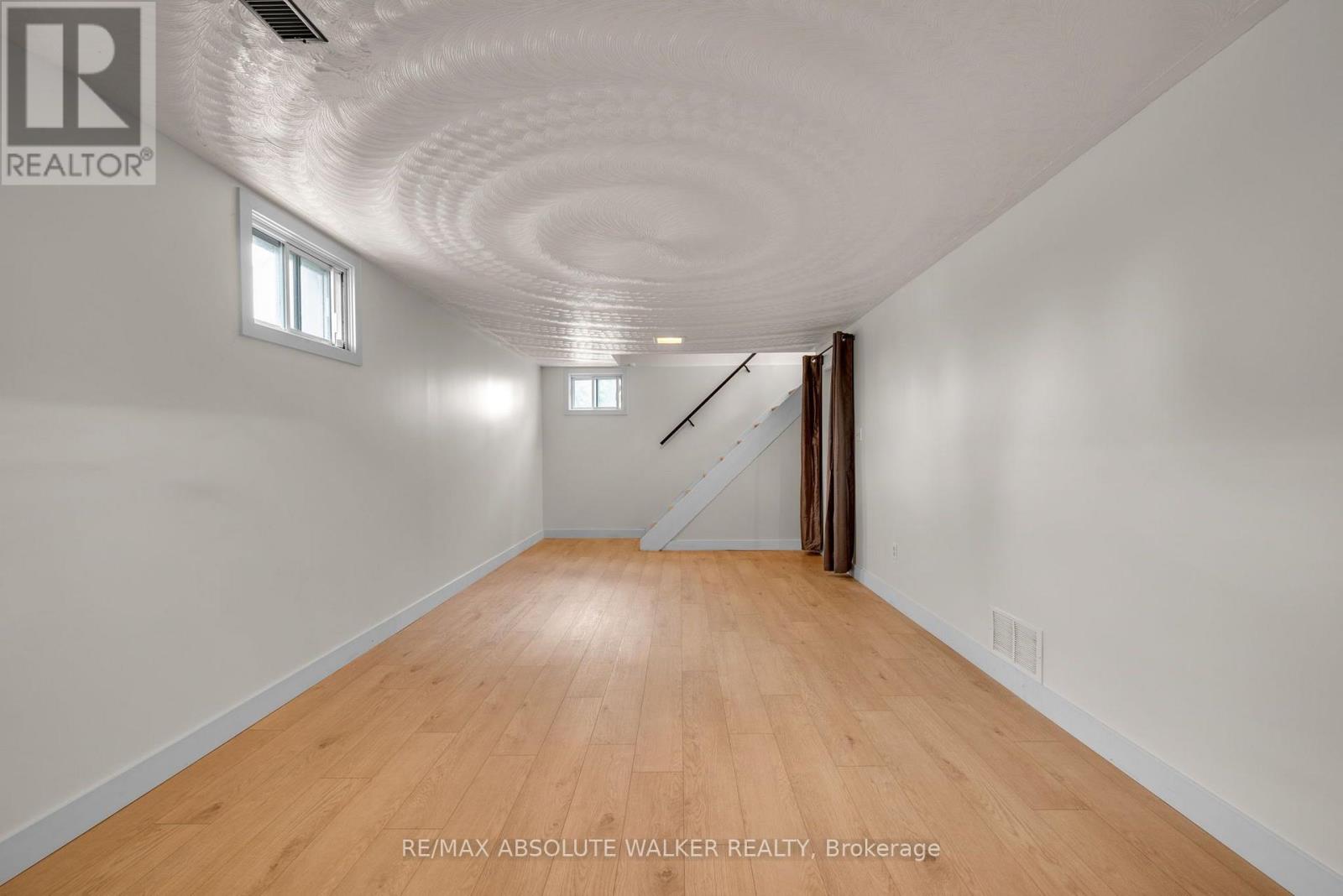 331 Britannia Road Property Photo 26