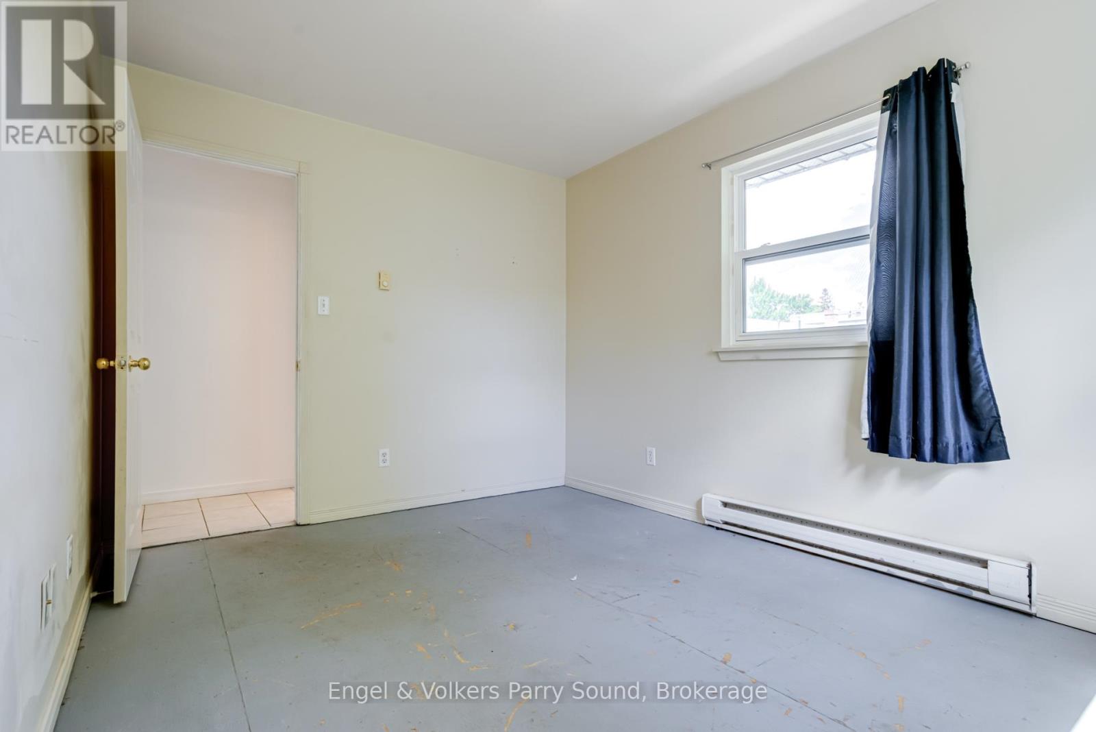 128 Isabella Street Property Photo 16