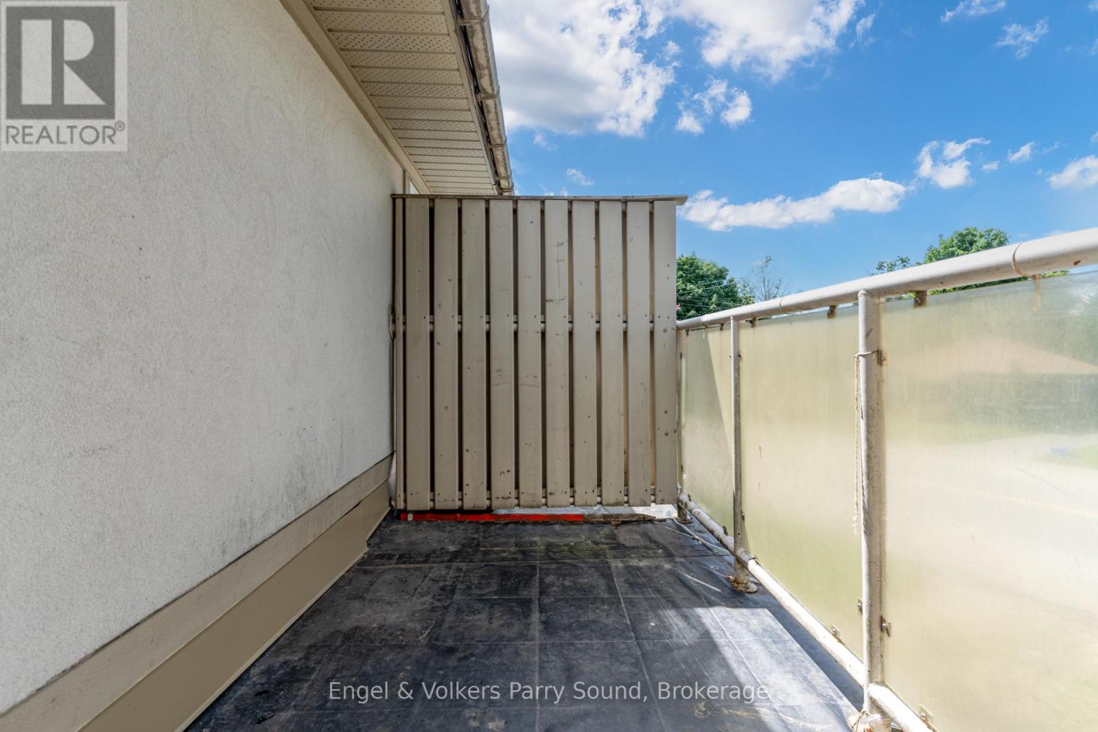 128 Isabella Street Property Photo 18