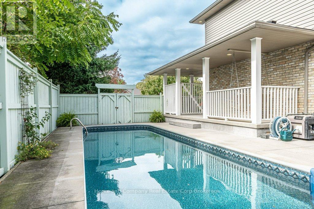 3 Lightbourne Avenue Property Photo 33