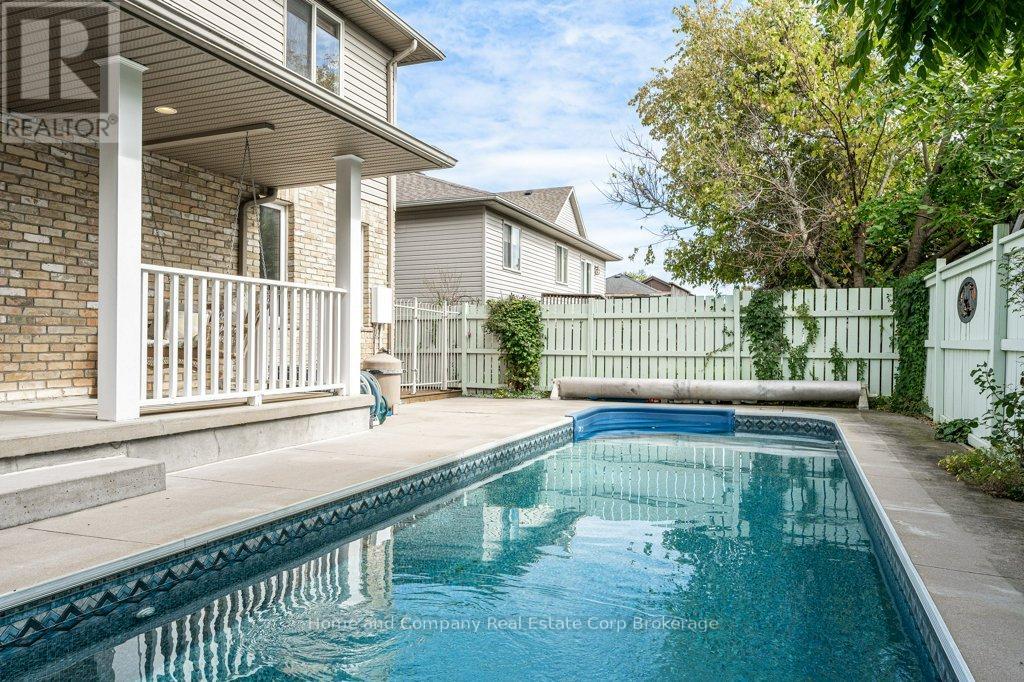 3 Lightbourne Avenue Property Photo 34
