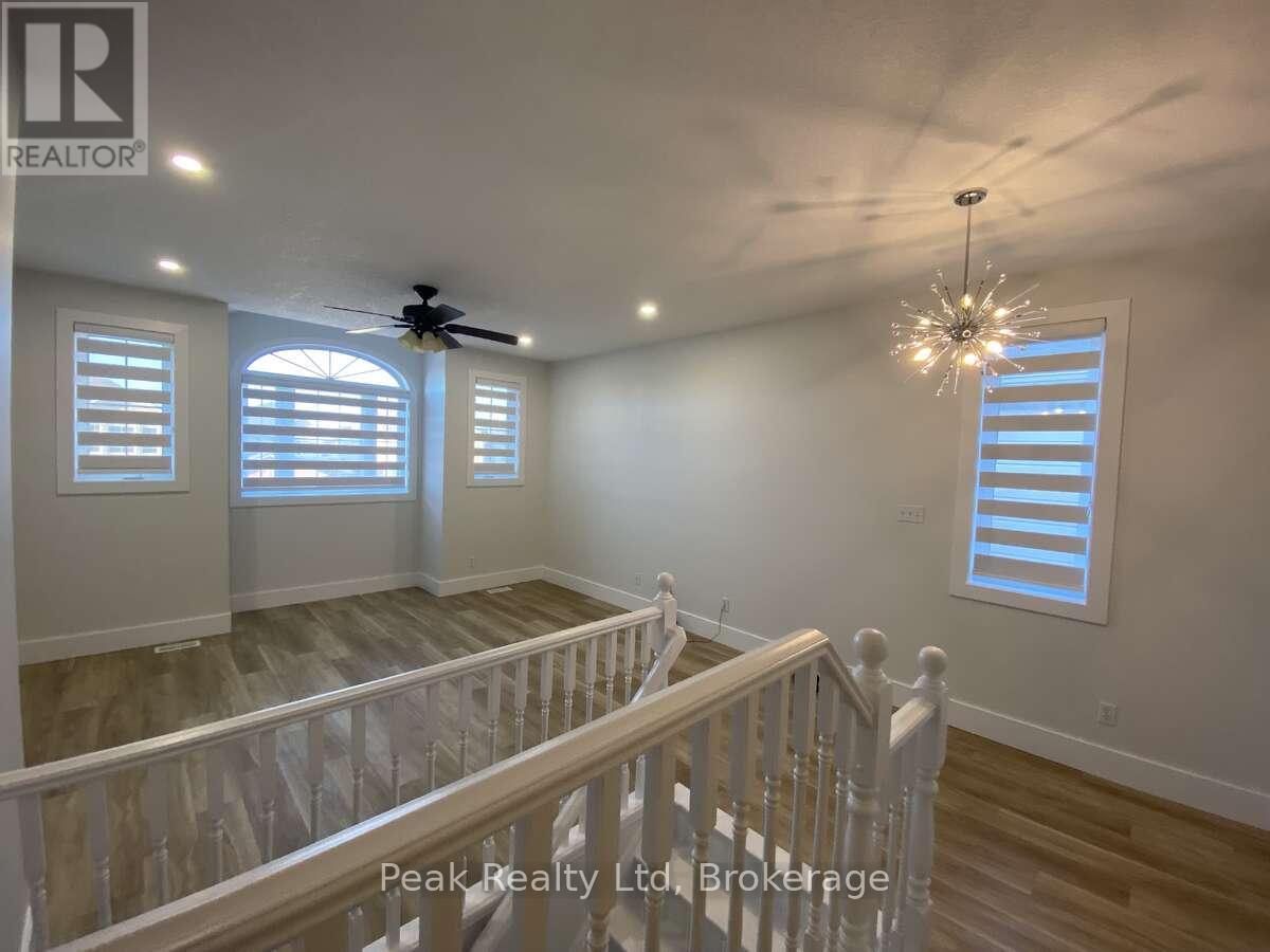 125 Steepleridge Street Property Photo 21