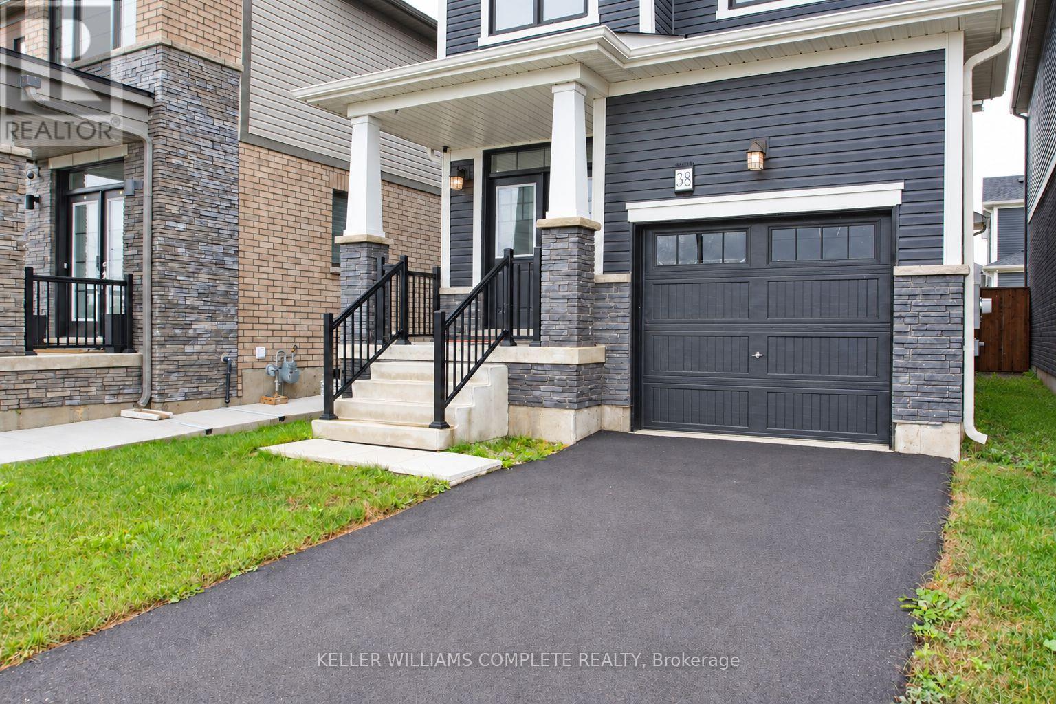 38 Lilac Circle Property Photo 4