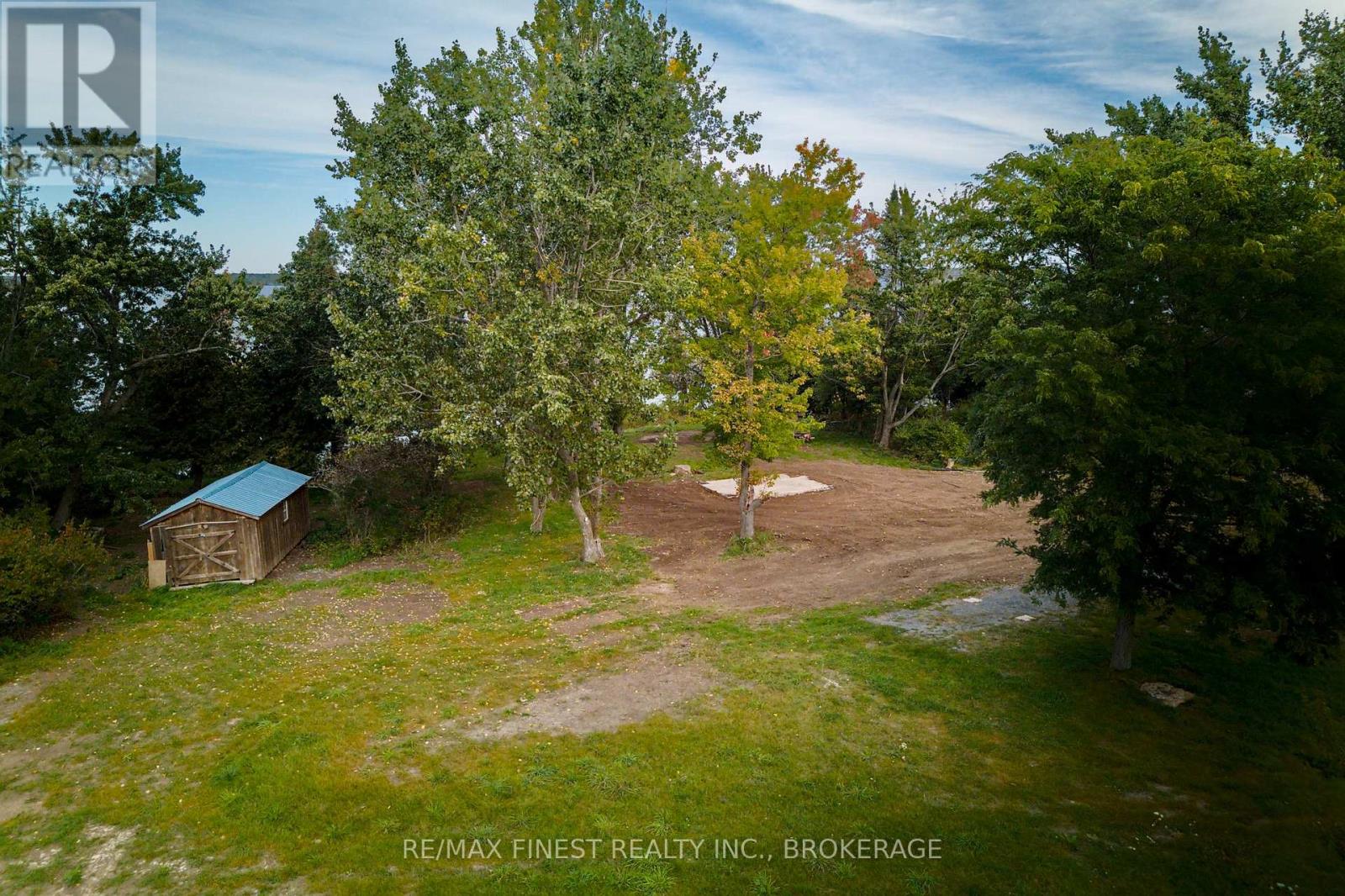 1600 Front Road Property Photo 13