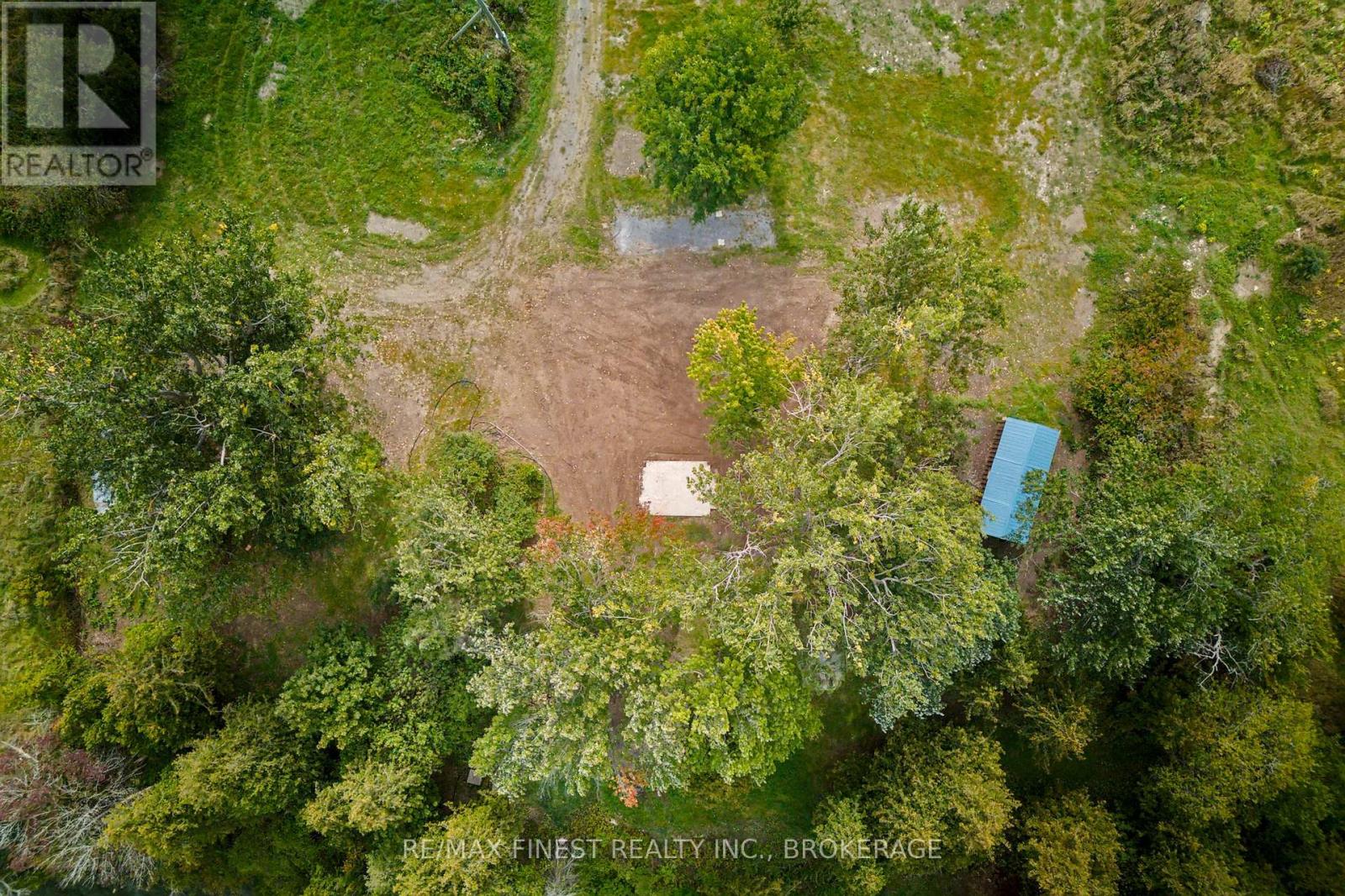 1600 Front Road Property Photo 21