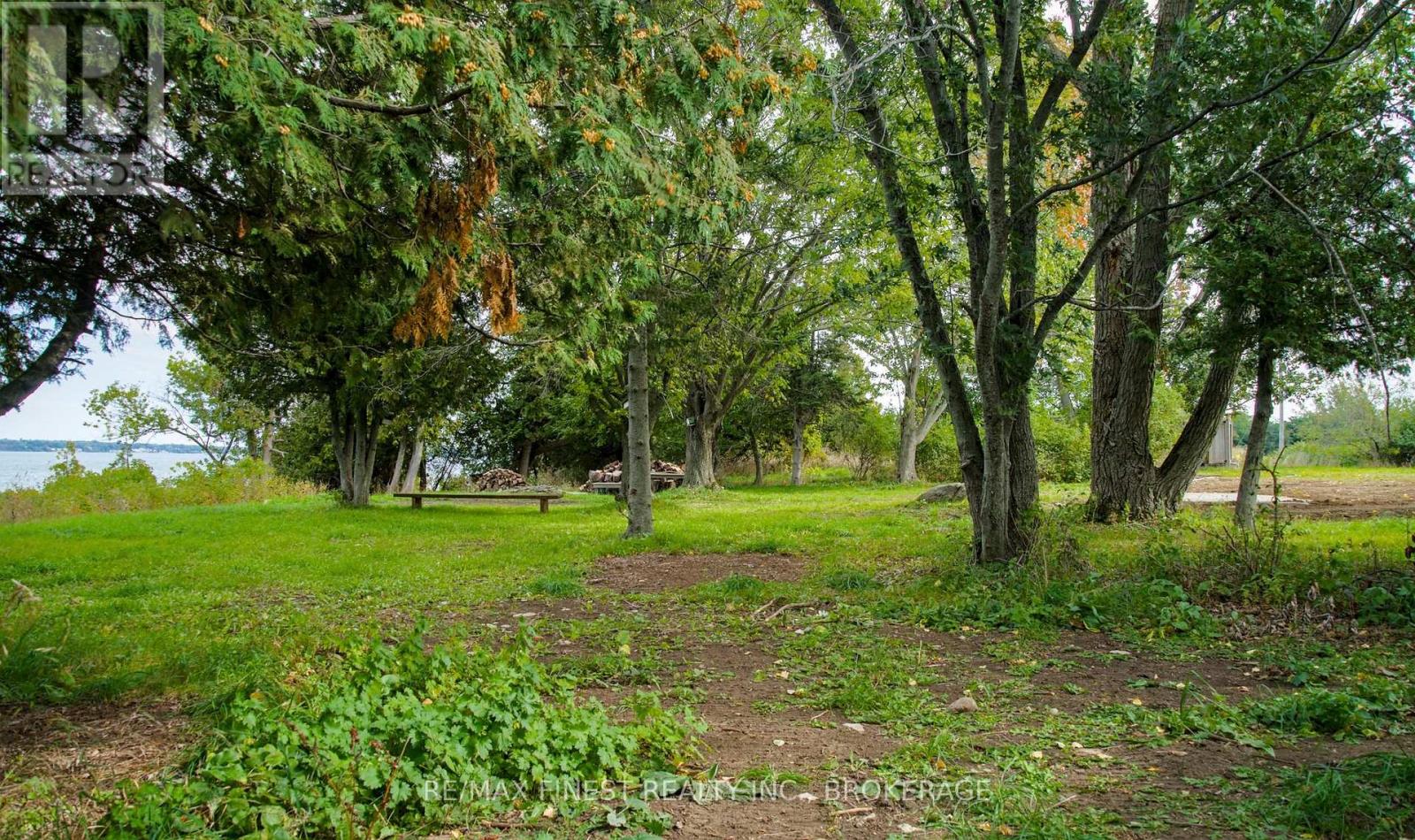 1600 Front Road Property Photo 25