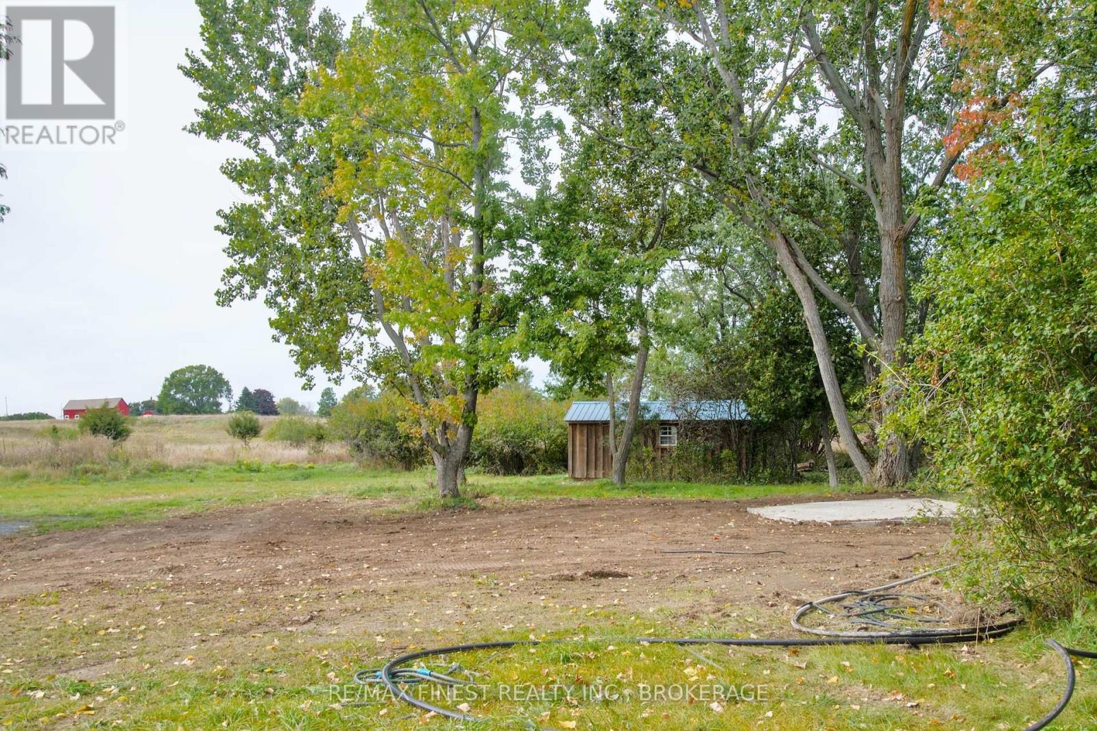 1600 Front Road Property Photo 32