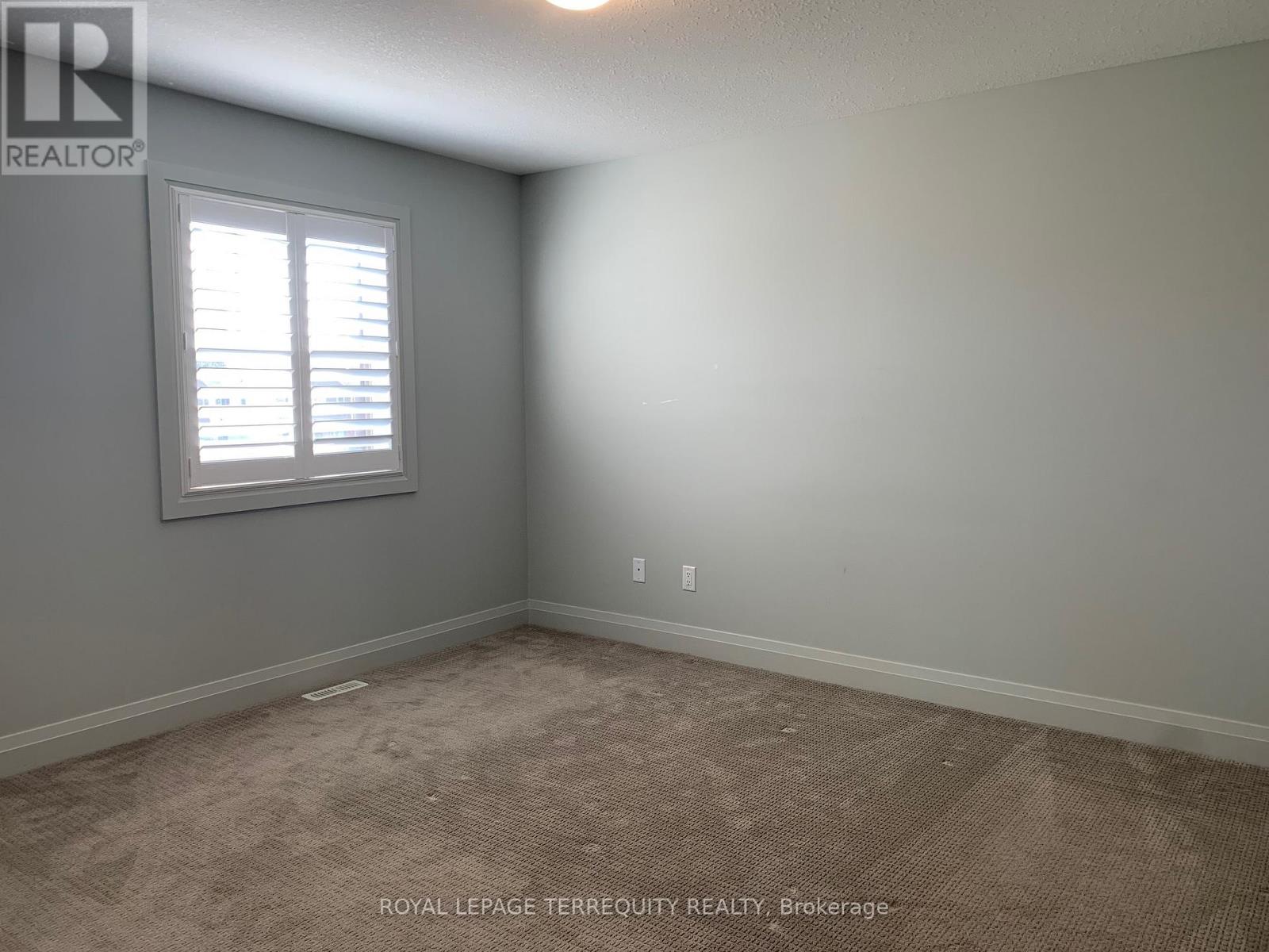 2 - 3025 Singleton Avenue Property Photo 21