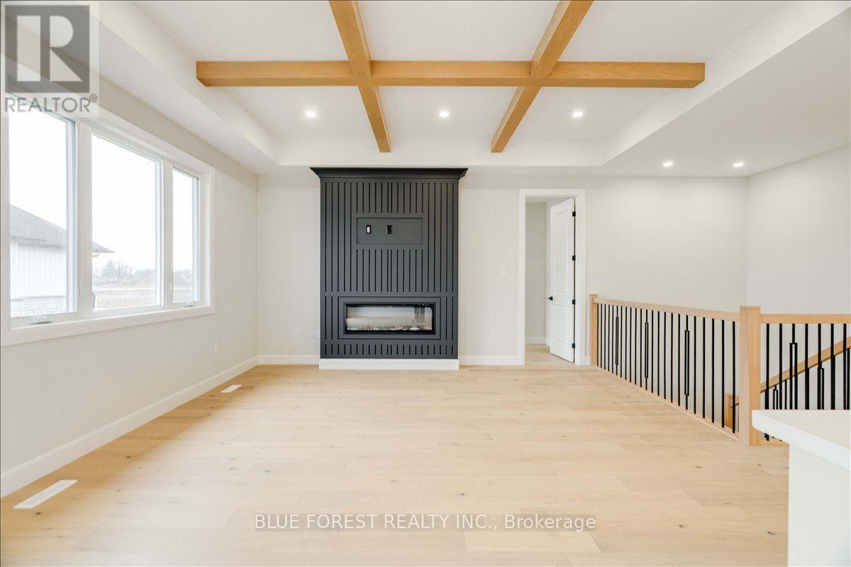 303 Nancy Street Property Photo 14
