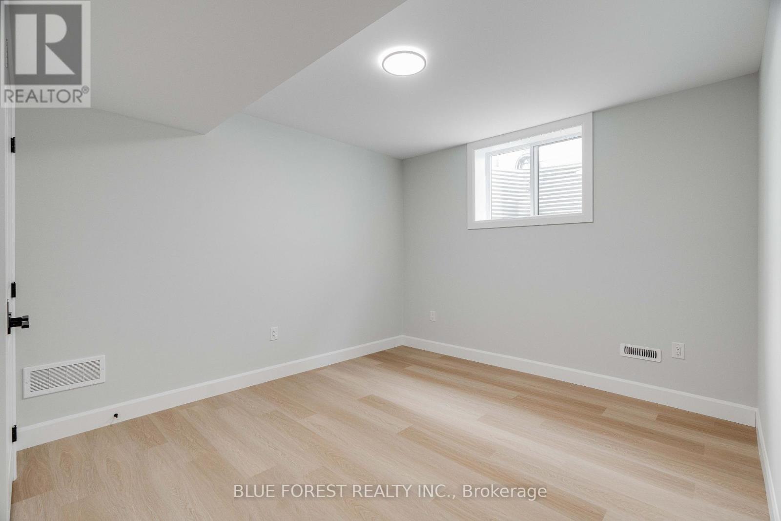 303 Nancy Street Property Photo 40