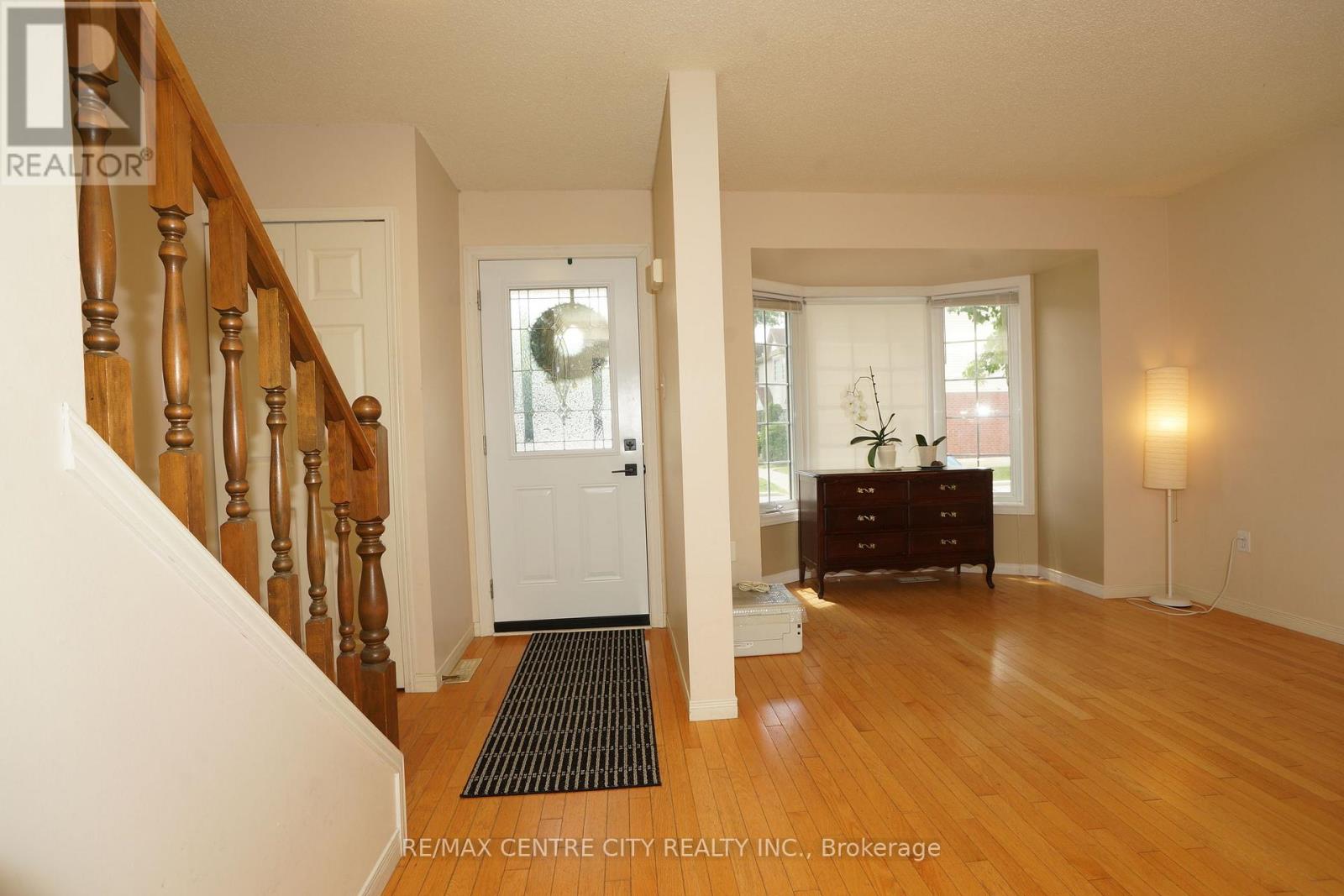 8 - 50 Chapman Court Property Photo 3