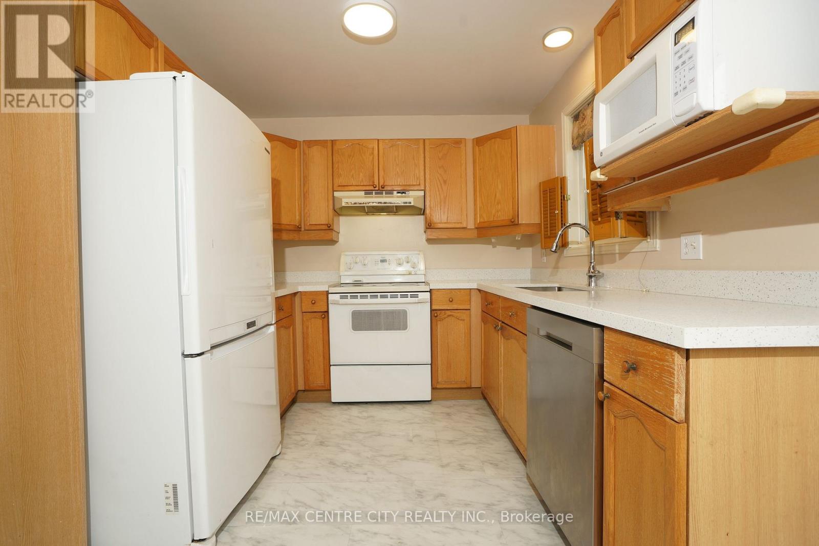 8 - 50 Chapman Court Property Photo 9