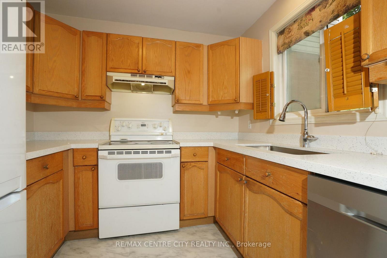 8 - 50 Chapman Court Property Photo 10